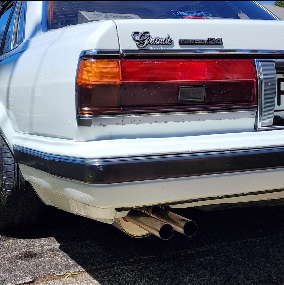 Single Inlet/Twin Exit Stainless Muffler