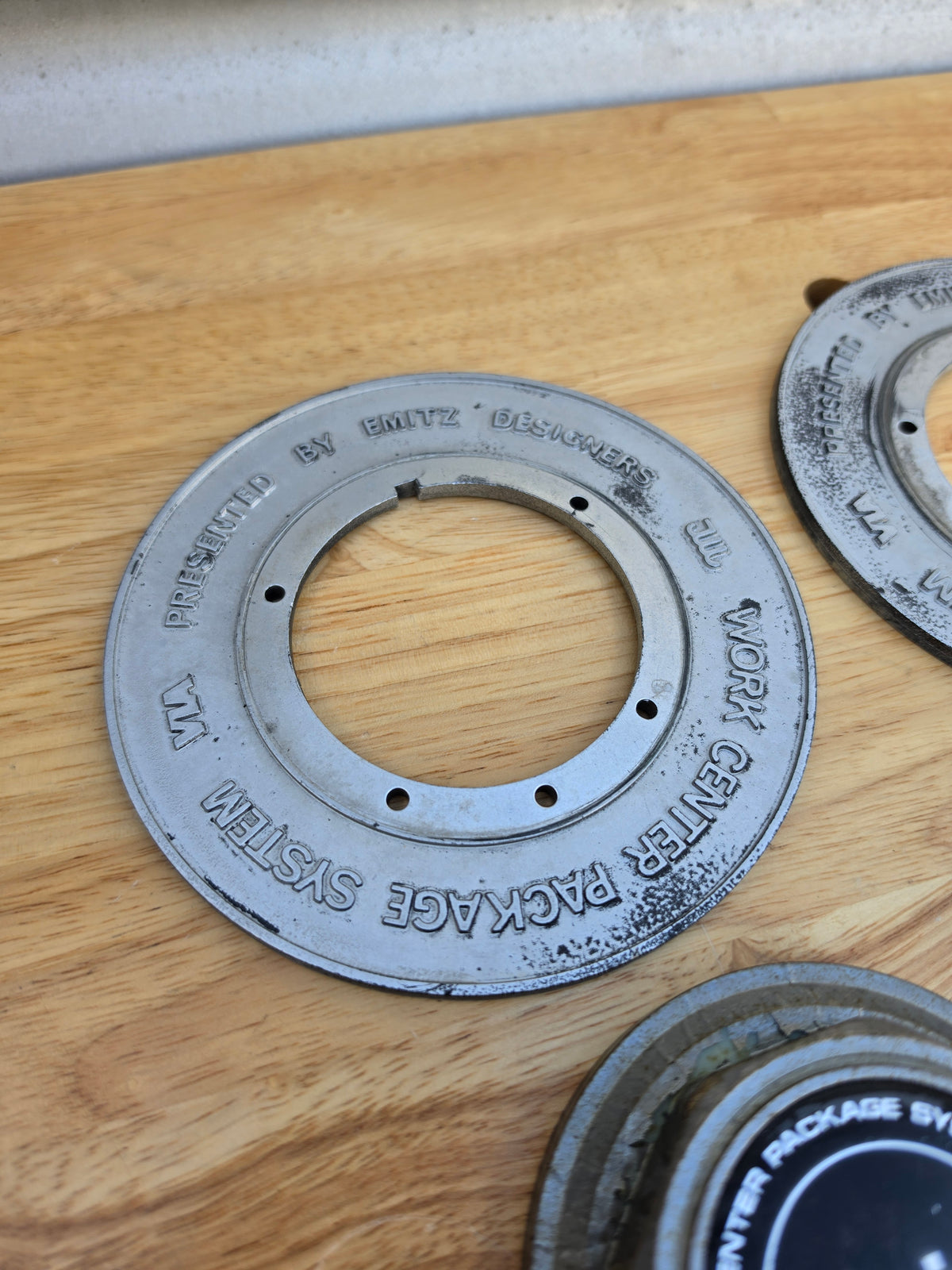 Work Ewing II Center caps and plates