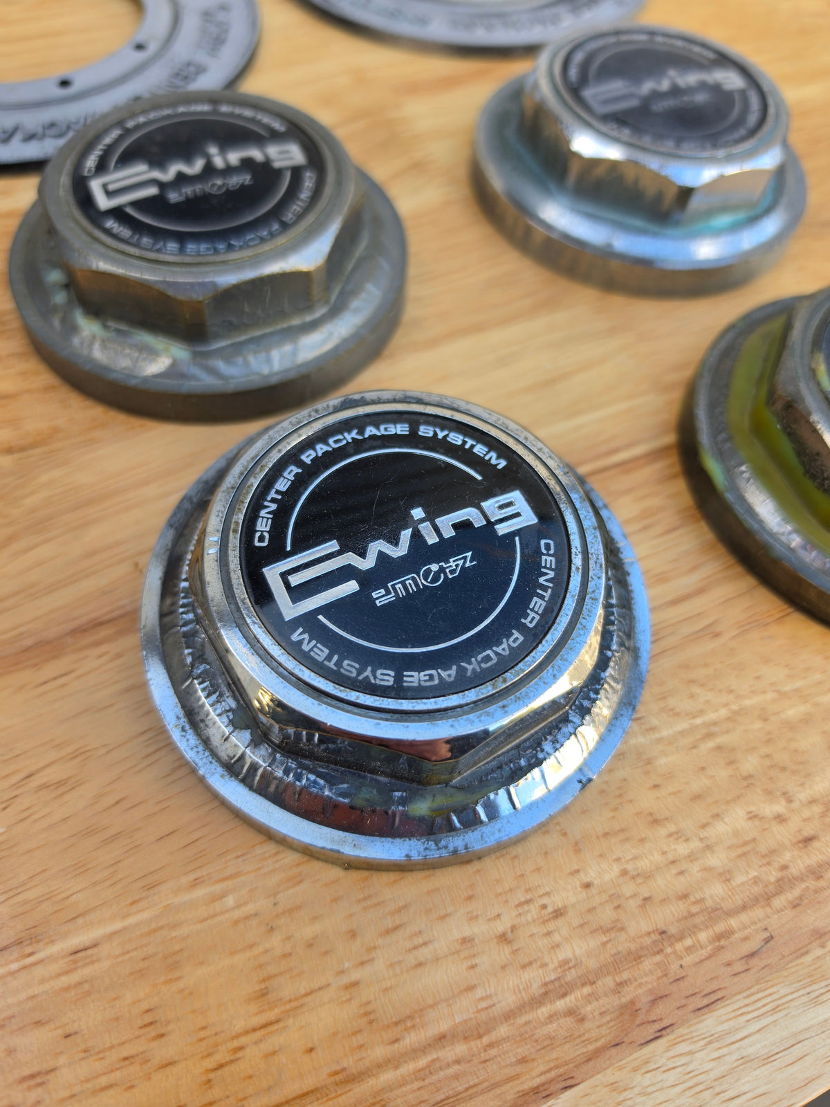Work Ewing II Center caps and plates
